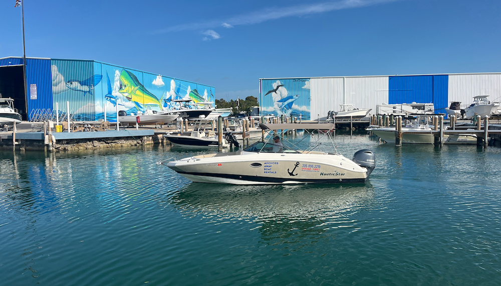 An image of Boat #21 - 24' NAUTICSTAR from Anchors Away Boat Rentals